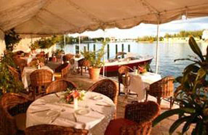 Pelican Bay Hotel Freeport Restoran gambar